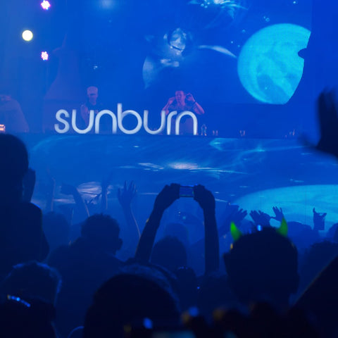 festival techno Inde 2026 Sunburn Goa scène trance foule